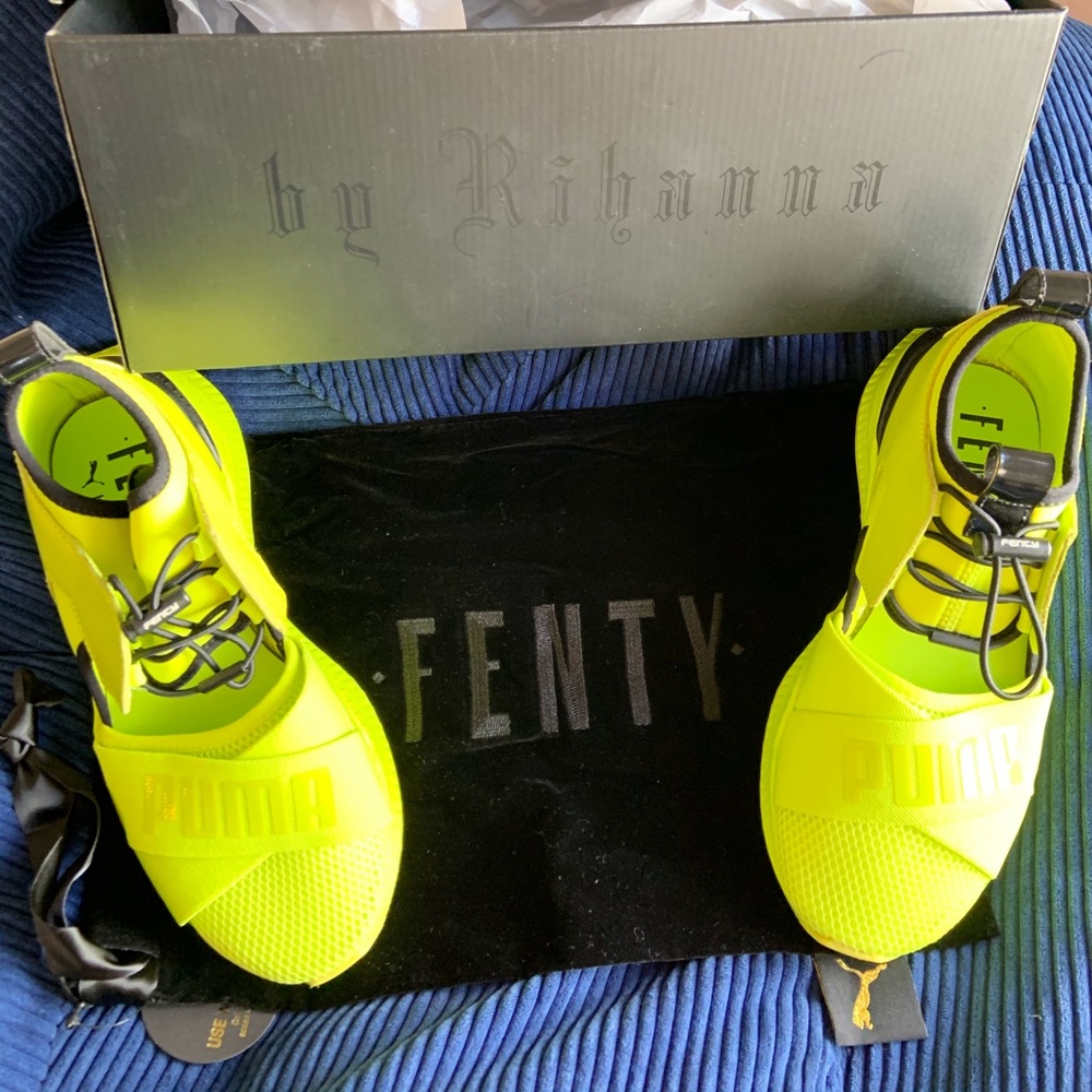 Puma Fenty size 6